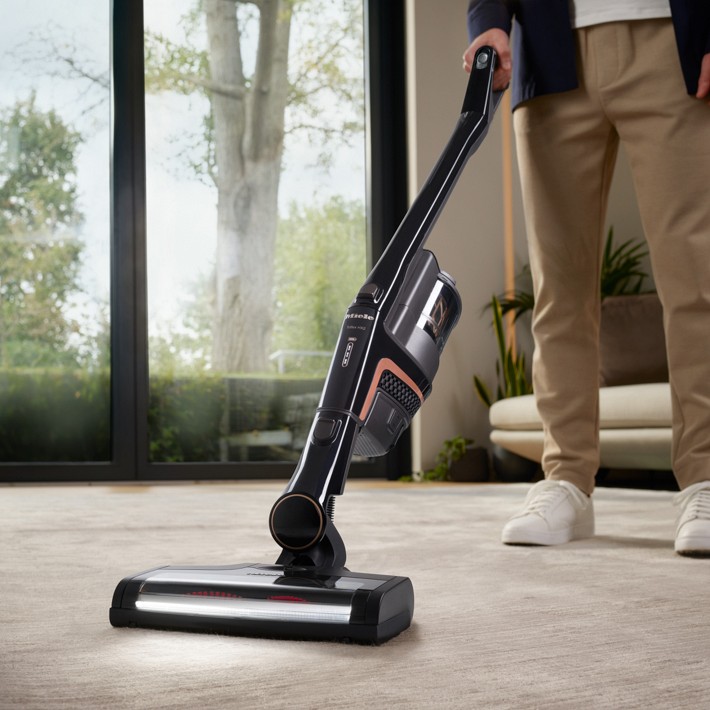 Miele Triflex HX2 Cat & Dog Vacuum | Williams Sonoma