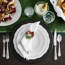 Leaf Garland Embroidered Napkins, Set of 4