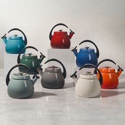 Le Creuset Cloche Tea Kettle, 2-Qt.