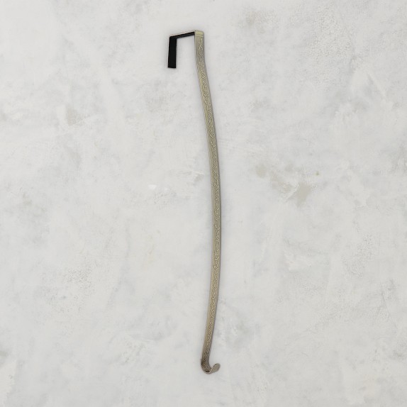 Raised Wreath Hanger