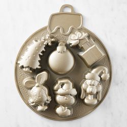 The Grinch&#8482; Nonstick Cast Aluminum Cakelet Pan