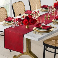 Filomena Jacquard Table Runner, 16"x108", Crimson