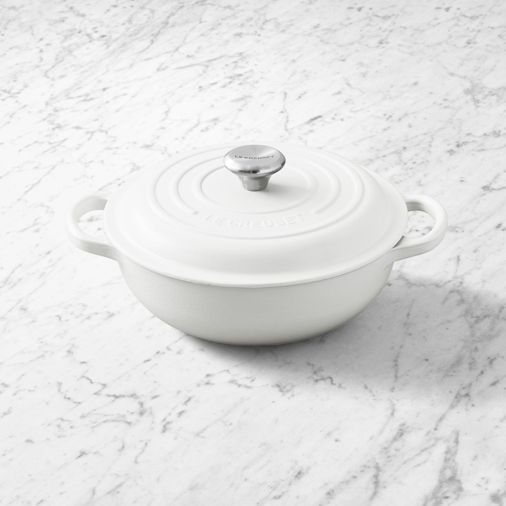 Le Creuset Enameled Cast Iron Signature French Oven, 2 1/2-Qt.