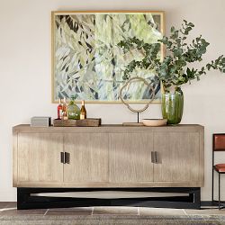 Navarro Buffet (84")