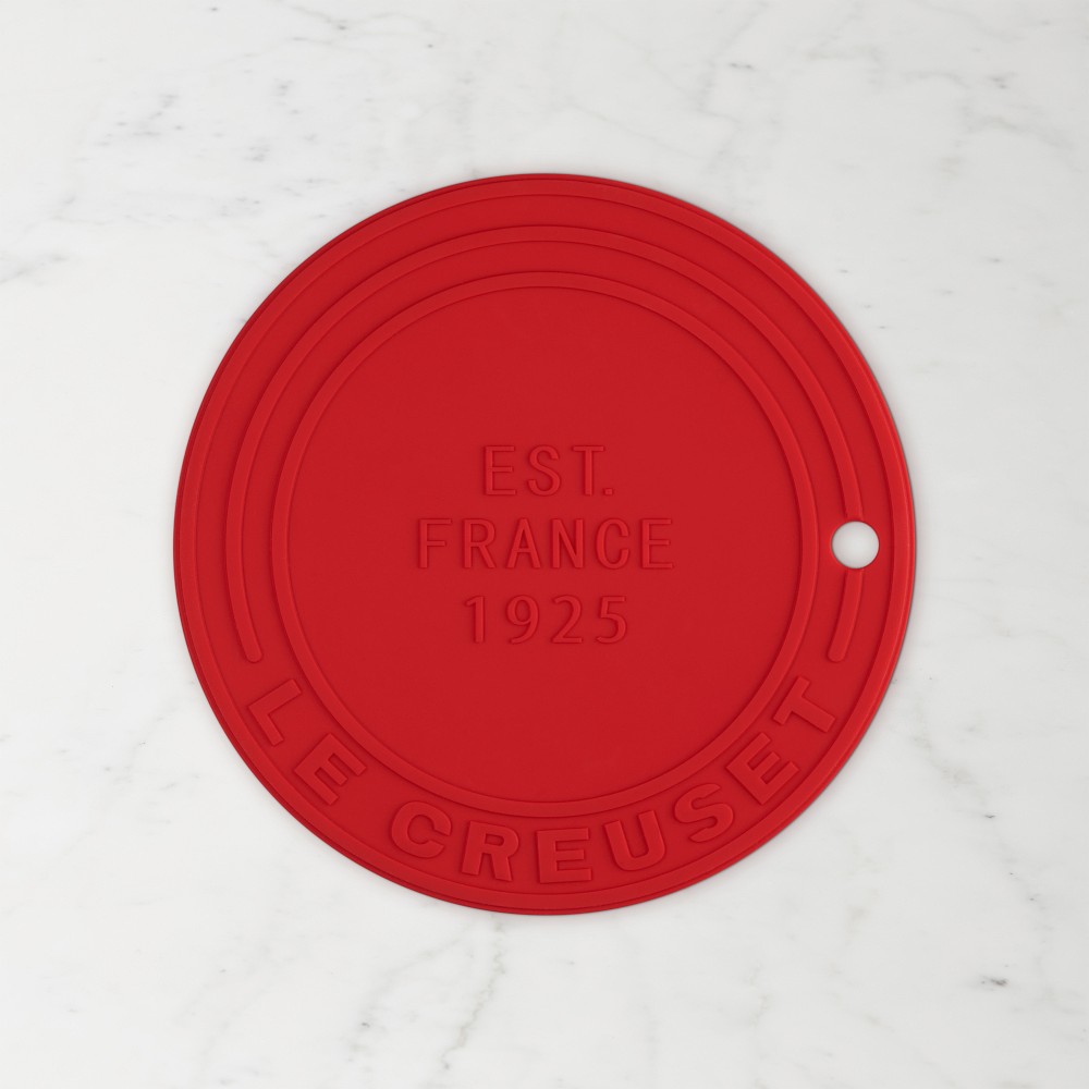 Le Creuset Silicone Trivet, Cerise