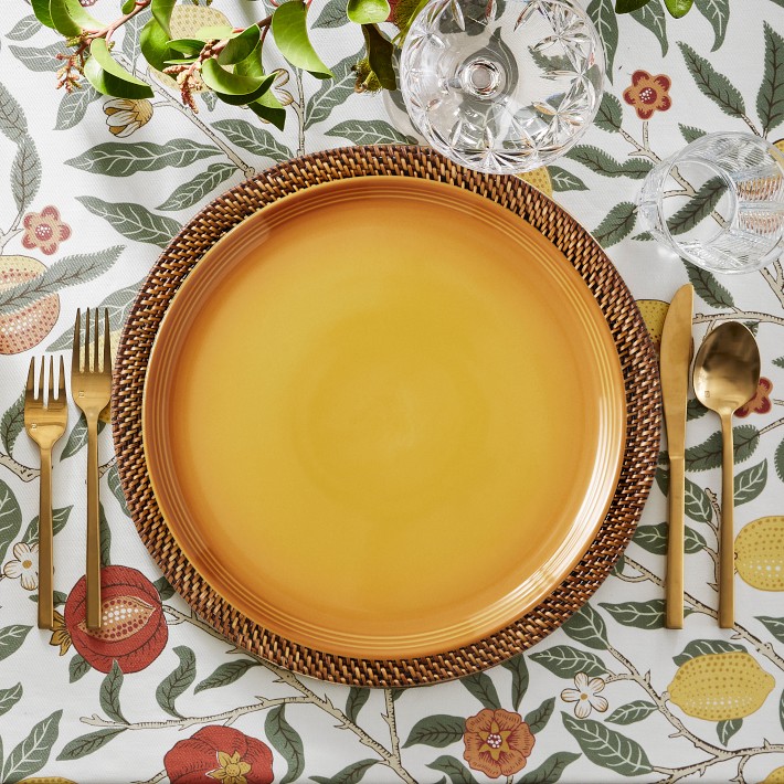 Le Creuset Coupe Dinner Plates - Set of 4 | Williams Sonoma