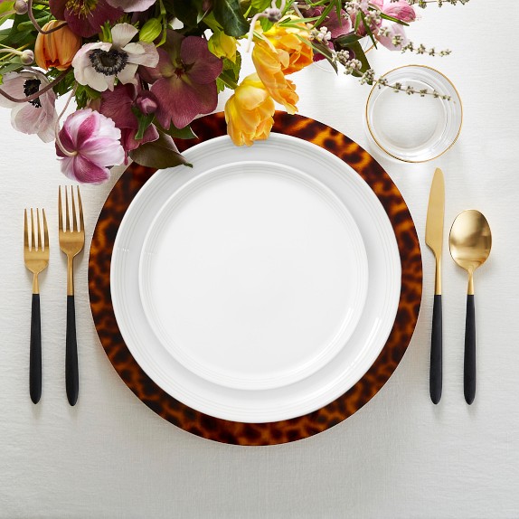 LE CREUSET Party Plate Set of 2×3 合計6枚 Amazon.com | Le Creuset Stoneware Dinnerware Set, 16 pc