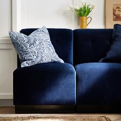 Garbo Upholstered Customizable Banquette &ndash; Grid Tufting