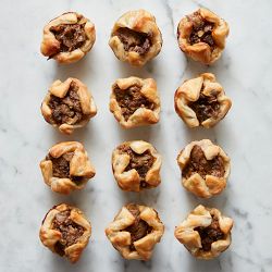 Mini Beef Wellington Bites, Set of 24