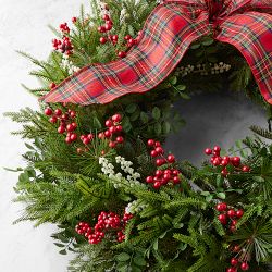Tartan Wreath &amp; Garland