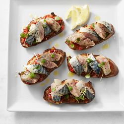 Whole Smoked Mackerel, 13-oz