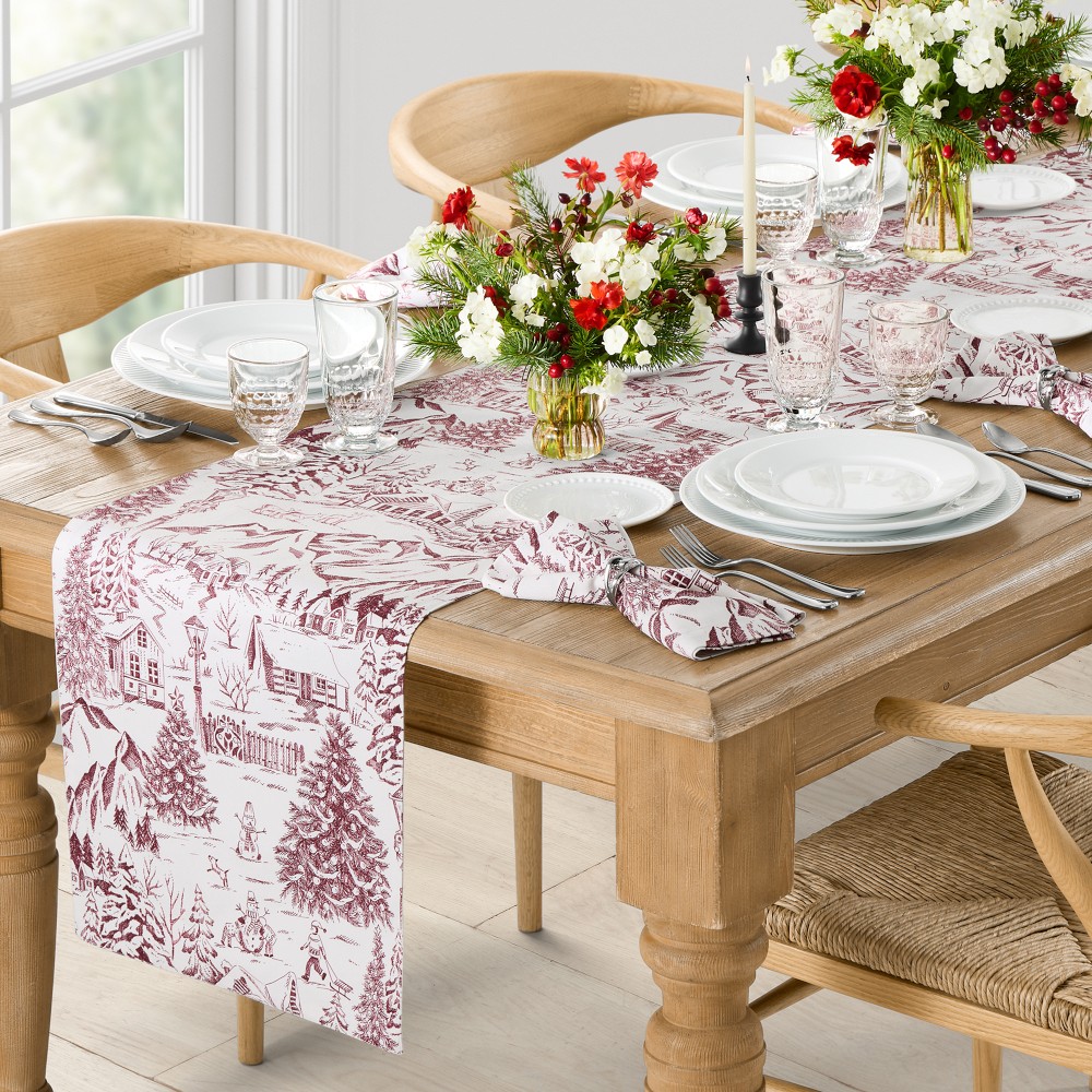 Woodland Berry Toile Table Runner