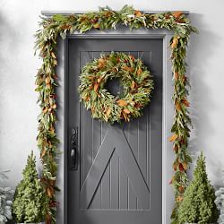 Jeff Leatham x Williams Sonoma Parisian Christmas Live Wreath &amp; Garland