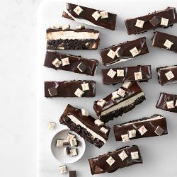 Williams Sonoma Original Peppermint Bark Baking Chips