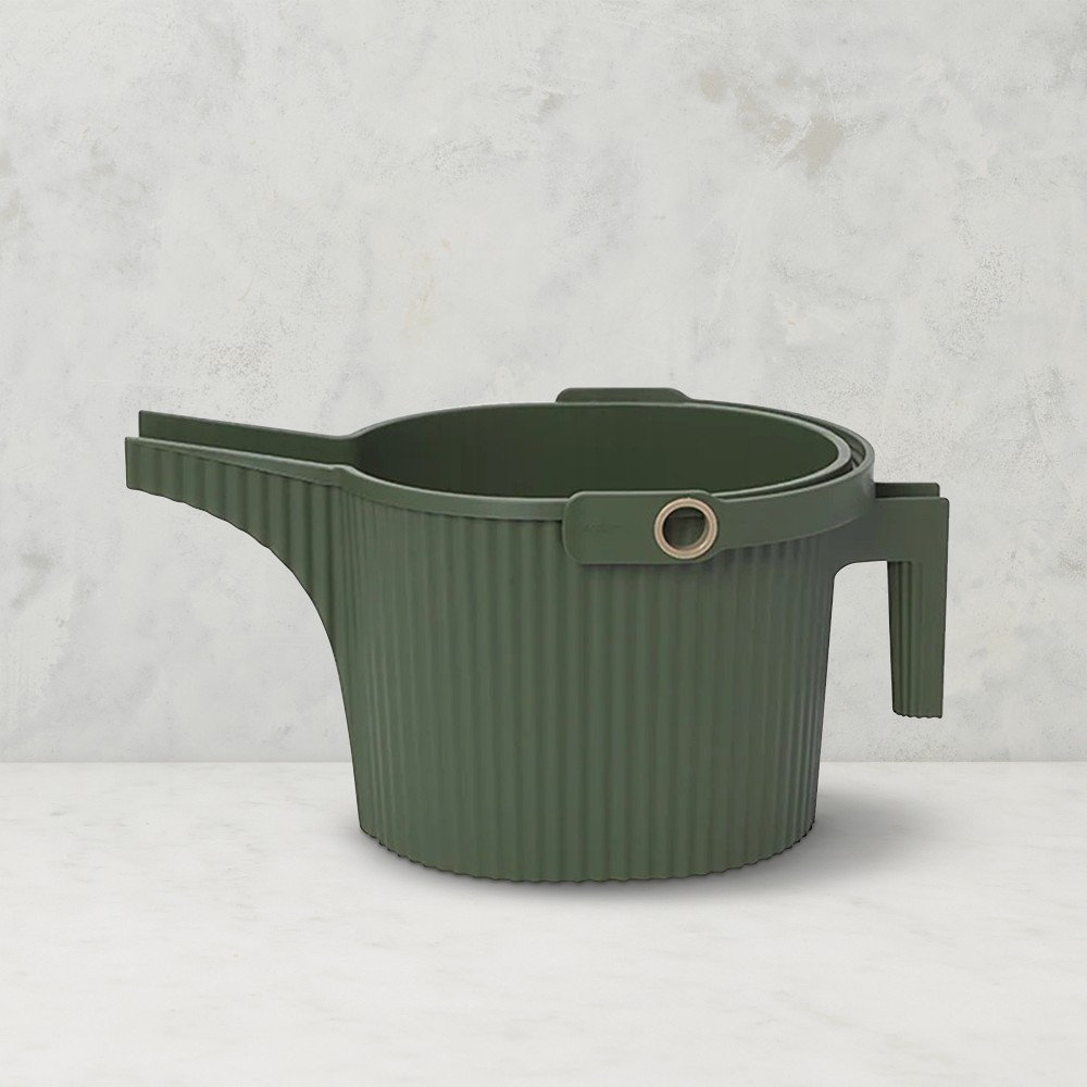 Hachiman Watering Cans