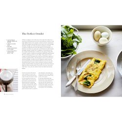 Martha Stewart: Martha: The Cookbook: 100 Favorite Recipes with Lessons and Stories from My Kitchen