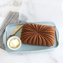 Nordic Ware Loaf Cake Keeper