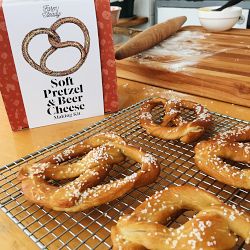Soft Pretzel &amp; Beer Mustard Making Kit