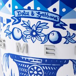 SMEG Dolce &amp; Gabbana Citrus Juicer, Blu Mediterraneo