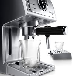 De&#39;Longhi 15 Bar Espresso and Cappuccino Machine
