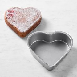 USA Pan Heart Cake Pan