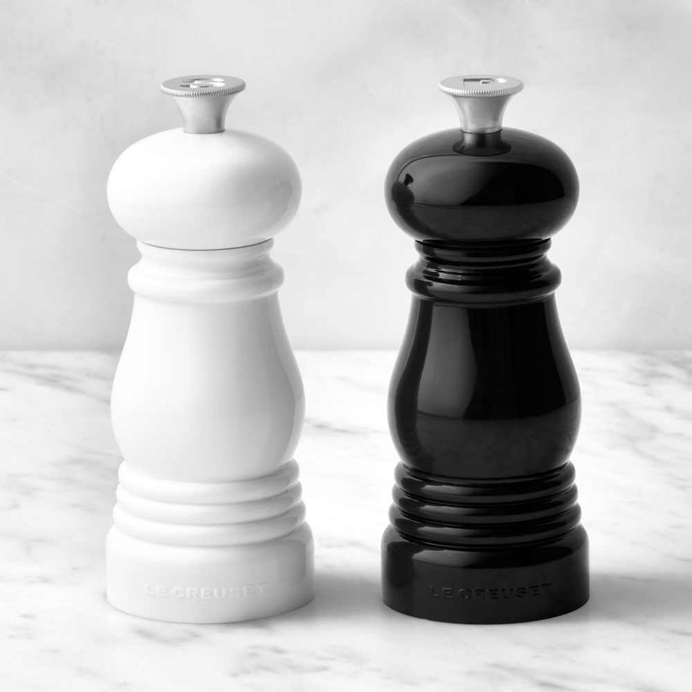 Le Creuset Salt & Pepper Mills - Black & White