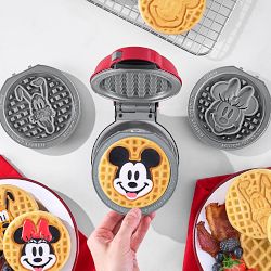 Disney Dash Mickey &amp; Friends Waffle MultiMaker® Mini System