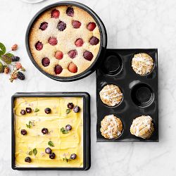 Flexipan® Nonstick Silicone Square Cake Mold, 9"