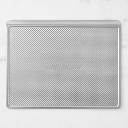 Williams Sonoma Traditionaltouch™ Corrugated Cookie Sheet