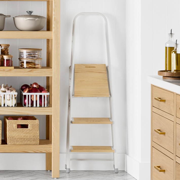 Natural  Buildings「The Ladder」 美麗装丁 Hold Everything 3-Step Ladder | Williams Sonoma