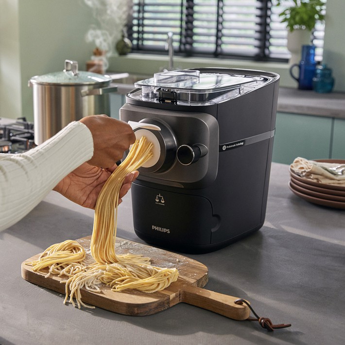 PHILIPS Noodle Maker 自動製麺機 Philips Fully Automatic Artisan Pasta & Noodle Maker | Sur La Table