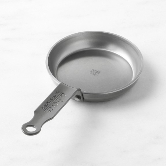 de Buyer Mineral B Carbon Steel Egg Pan, 4.75"