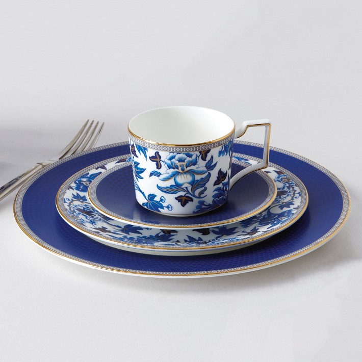 Wedgwood Hibiscus 5-Piece Dinnerware Set | Williams Sonoma