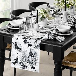 Spooky Soirée Toile Runner