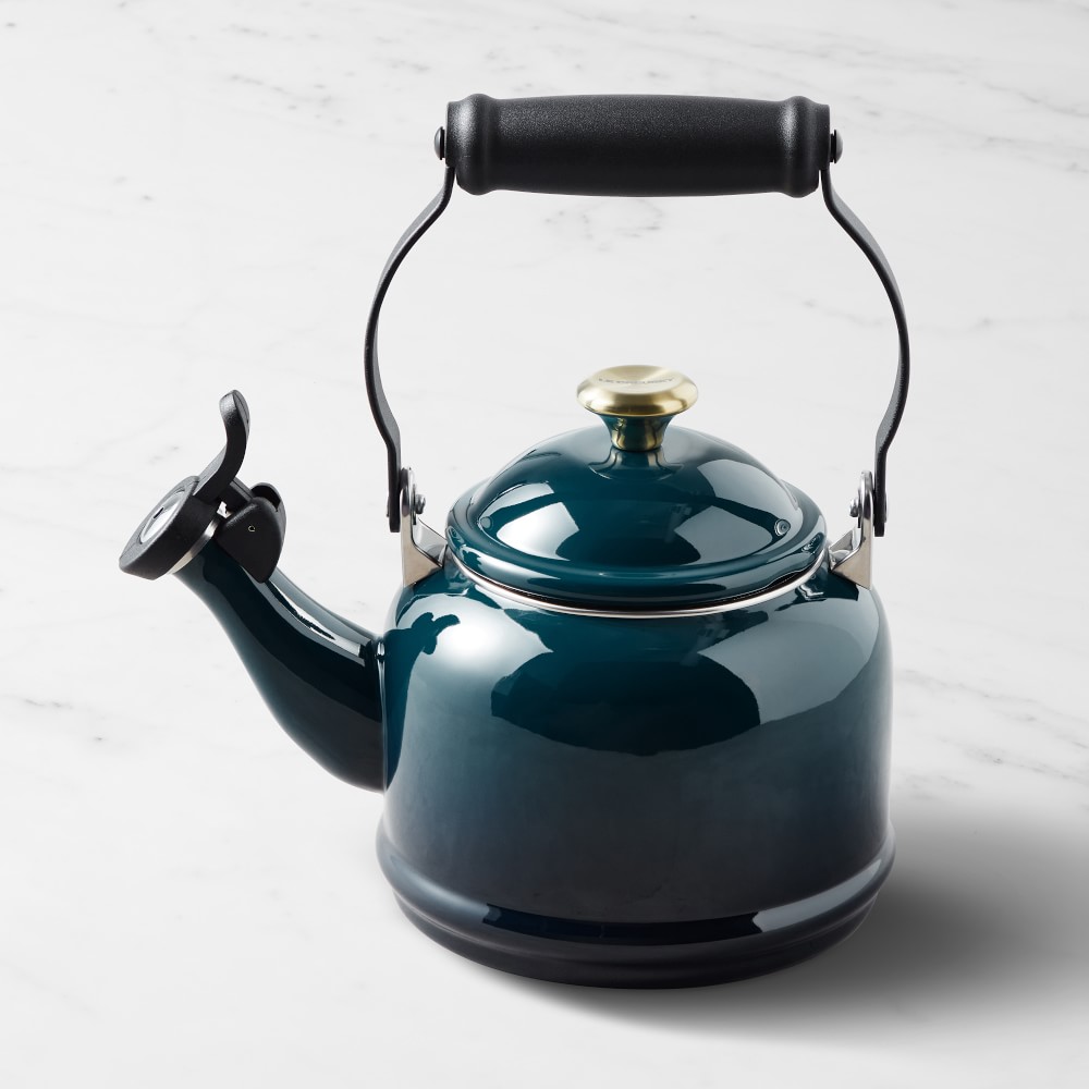 Le Creuset Classic Demi Tea Kettle - Agave