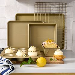 Williams Sonoma Goldtouch® Pro Nonstick Bakeware, Ultimate Set of 6