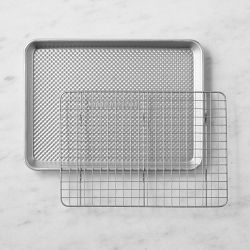 Williams Sonoma Traditionaltouch™ Quarter Sheet Pan with Rack
