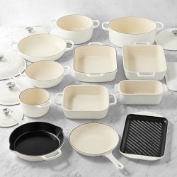 Le Creuset Signature Mixed Material 18-Piece Cookware &amp; Bakeware Set