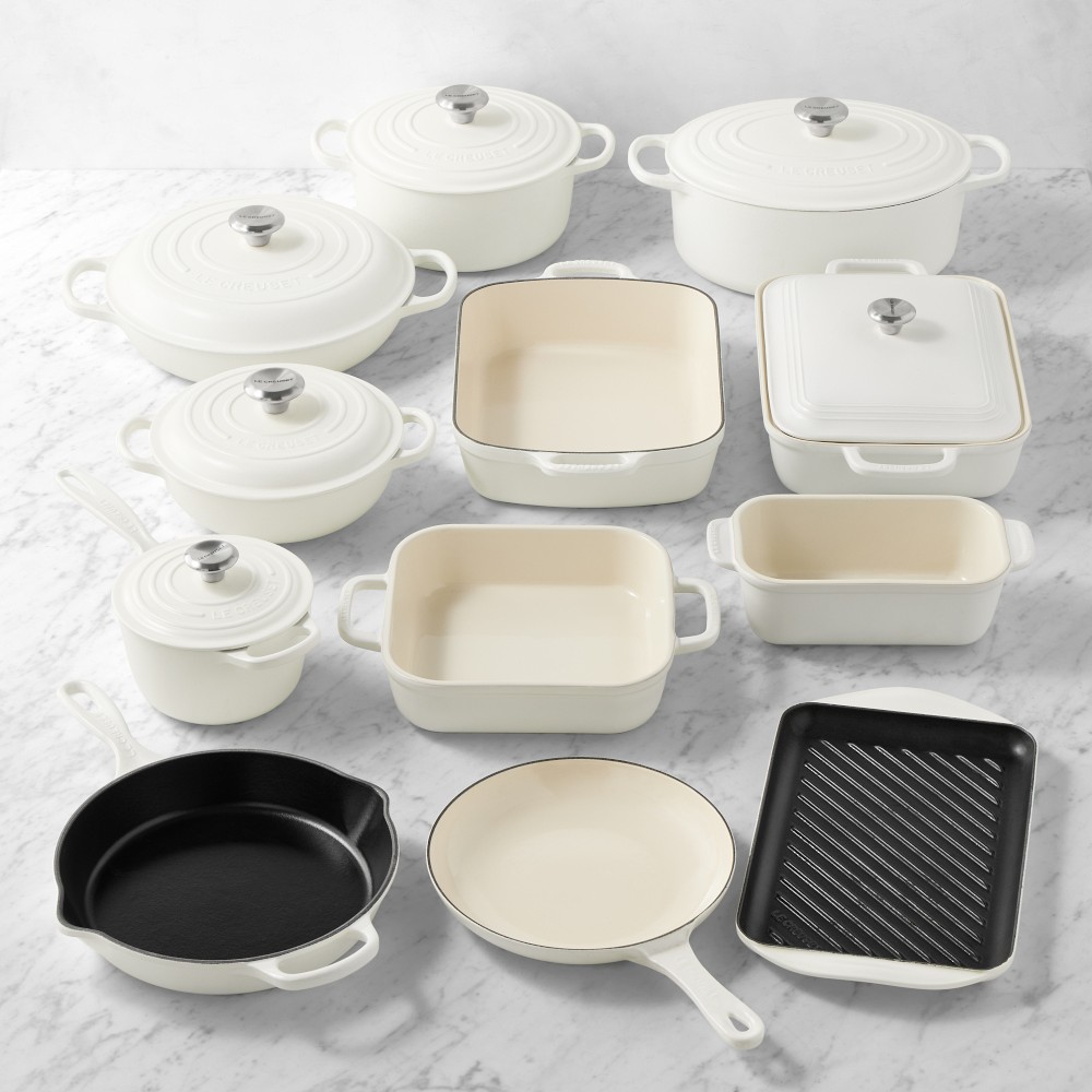 Le Creuset Signature Mixed Material 18-Piece Cookware & Bakeware Set - Matte White