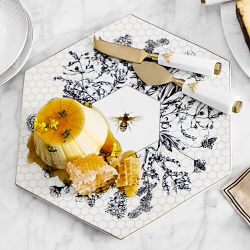 Honeycomb Shaped Cheeseboard and Honeycomb Spreaders