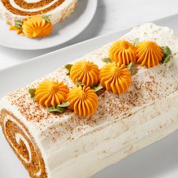 Pumpkin Spice Roll Cake, Serves 15