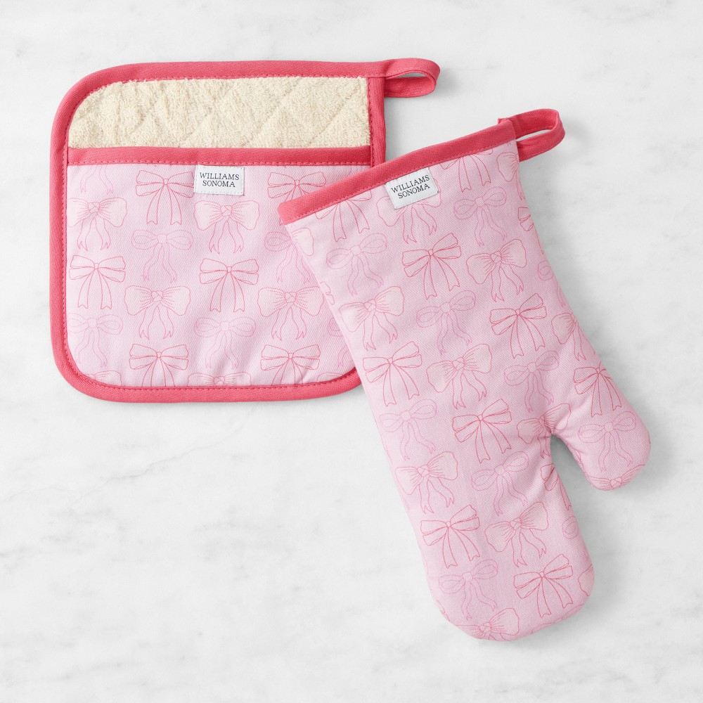 No Kid Hungry® Oven Mitt & Potholder Set, Zooey Deschanel - Zooey Deschanel