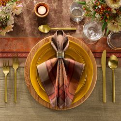 Foliage Jacquard Table Runner