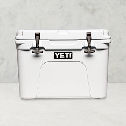 YETI Tundra Cooler 35, White