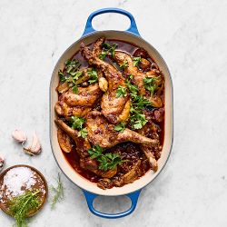 Le Creuset Signature Enameled Cast Iron Covered Oval Casserole, 3 3/4-Qt.