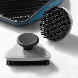 Le Creuset Round &amp; Triangle Skinny Grill Cleaning Brushes, Set of 2