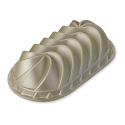 Nordic Ware Nonstick Cast Aluminum Heritage Loaf Pan
