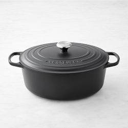 Le Creuset Signature Enameled Cast Iron Oval Dutch Oven, 8-Qt., Black