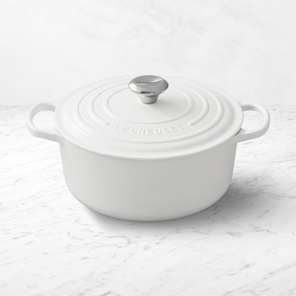 Le Creuset Signature Enameled Cast Iron Round Dutch Oven - 5.5-Qt., Matte White