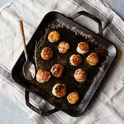 Lodge Chef Seasoned Cast Iron Double Handled Square Griddle, 11-Qt.